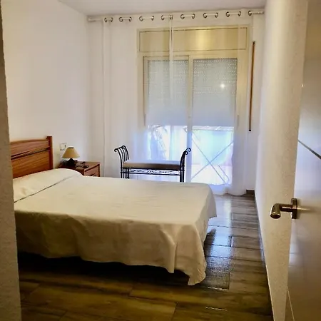 Beautiful In With Pool Access Apartment